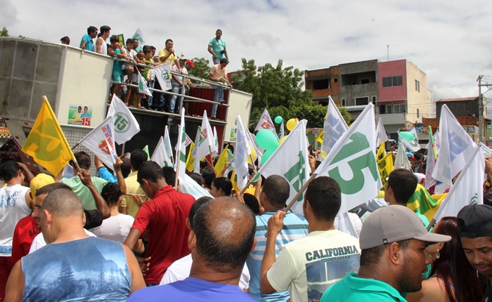 Jai fez um discurso lembrando os oito anos de governo de Edilson e segundo ele o desgoverno nos últimos oito | Foto: Raimundo Mascarenhas