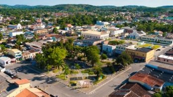 Mata do São João tem a parte do forte turismo, já que é banhado pelo mar e possui a famosa Praia do Forte que preserva a vida, das tartarugas marinhas