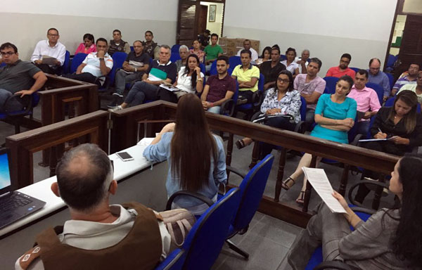 reunião política em santaluz