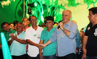 Otto disse que a chapa ficha limpa é que deve governar Riachão município importante mas que vem sendo mau gerido | foto: Raimundo Mascarenhas