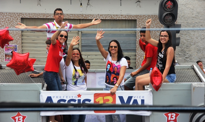 Mulherada firme na luta pela reeleição de Assis