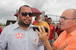 Tita Ferreira disse que o Partido vem cumprindo sua missão em Valente e por isso merece mais quatro anos.