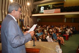 Discurso do deputado Gika Lopes