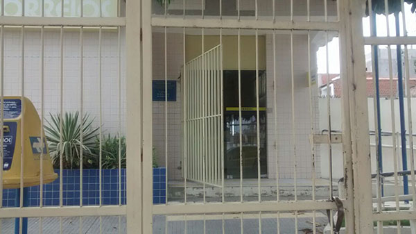 correios_queimadas1