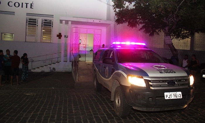 Segundo a PM os dois apresentavam sinais vitais mas não resistiram