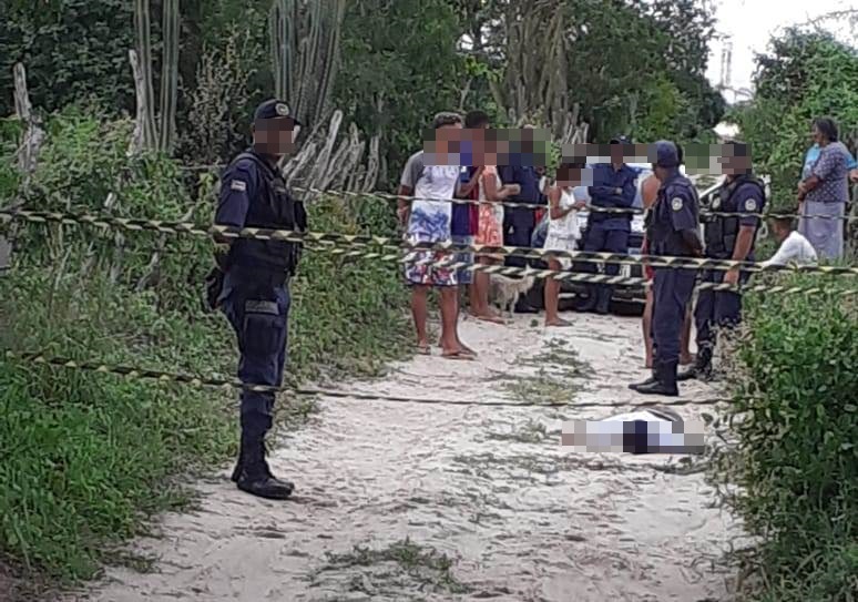 Após ser solto por causa da pandemia do Coronavírus homem é encontrado morto em estrada vicinal de Coité