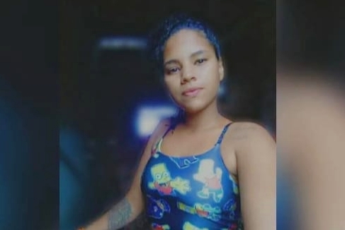 Jovem de 17 anos é assassinada a tiros. Mãe dela foi morta da mesma forma