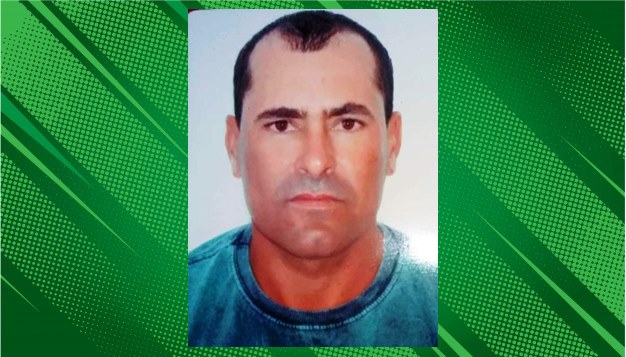 Homem morre após ônibus cair sobre sua cabeça, enquanto fazia reposição de peça